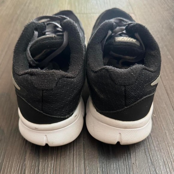 Nike Flex Experience Running/Training Sneakers Size 5Y/6.5W - Picture 4 of 6
